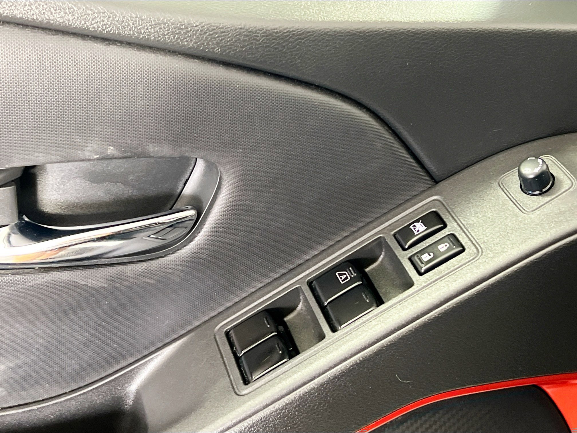 Used 2022 Nissan Frontier Pro-X image 16