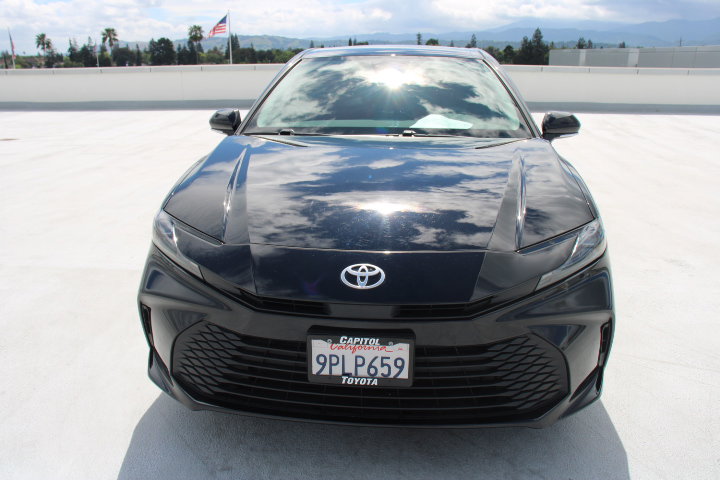 Certified 2025 Toyota Camry LE image 7