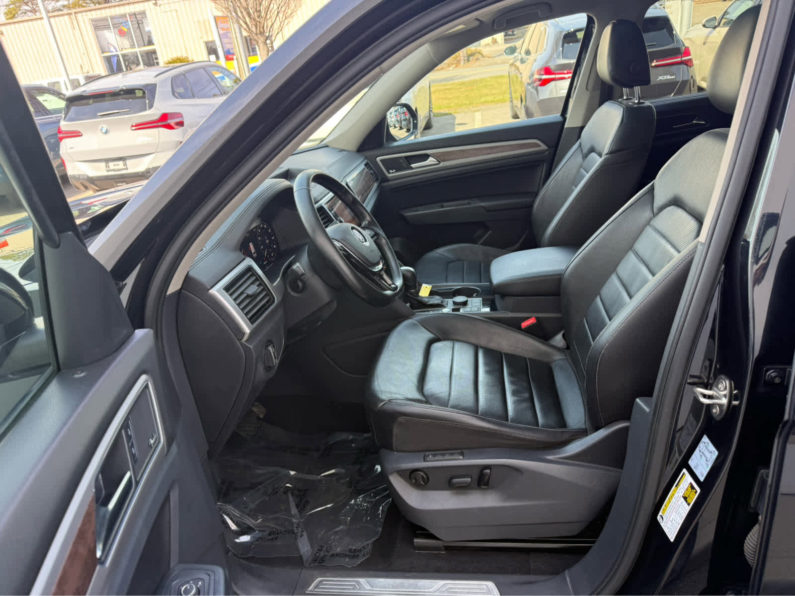 Used 2018 Volkswagen Atlas SEL Premium image 10