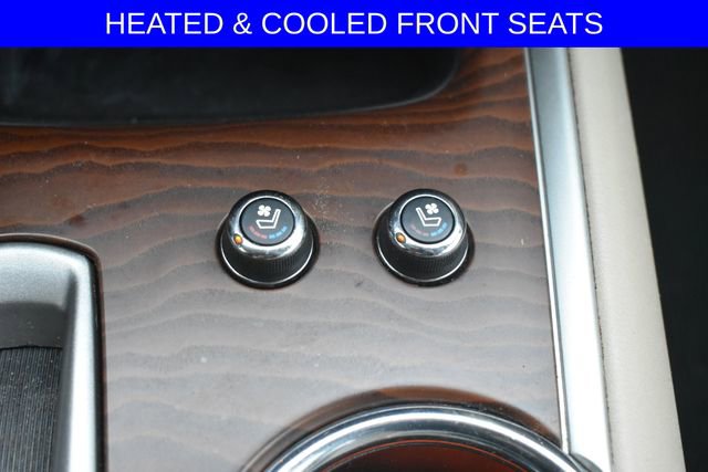 Used 2017 Nissan Pathfinder Platinum w/ Family Entertainment Package image 5