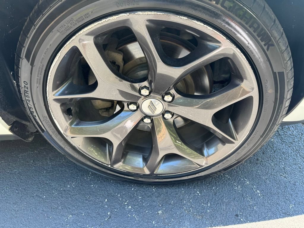 Used 2018 Dodge Challenger SXT Plus RWD image 9