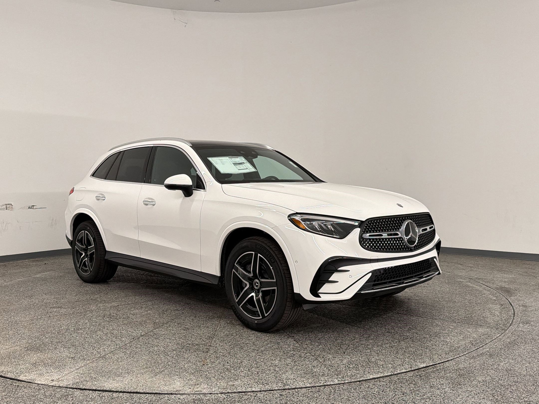 Used 2026 Mercedes-Benz GLC 300 image 7