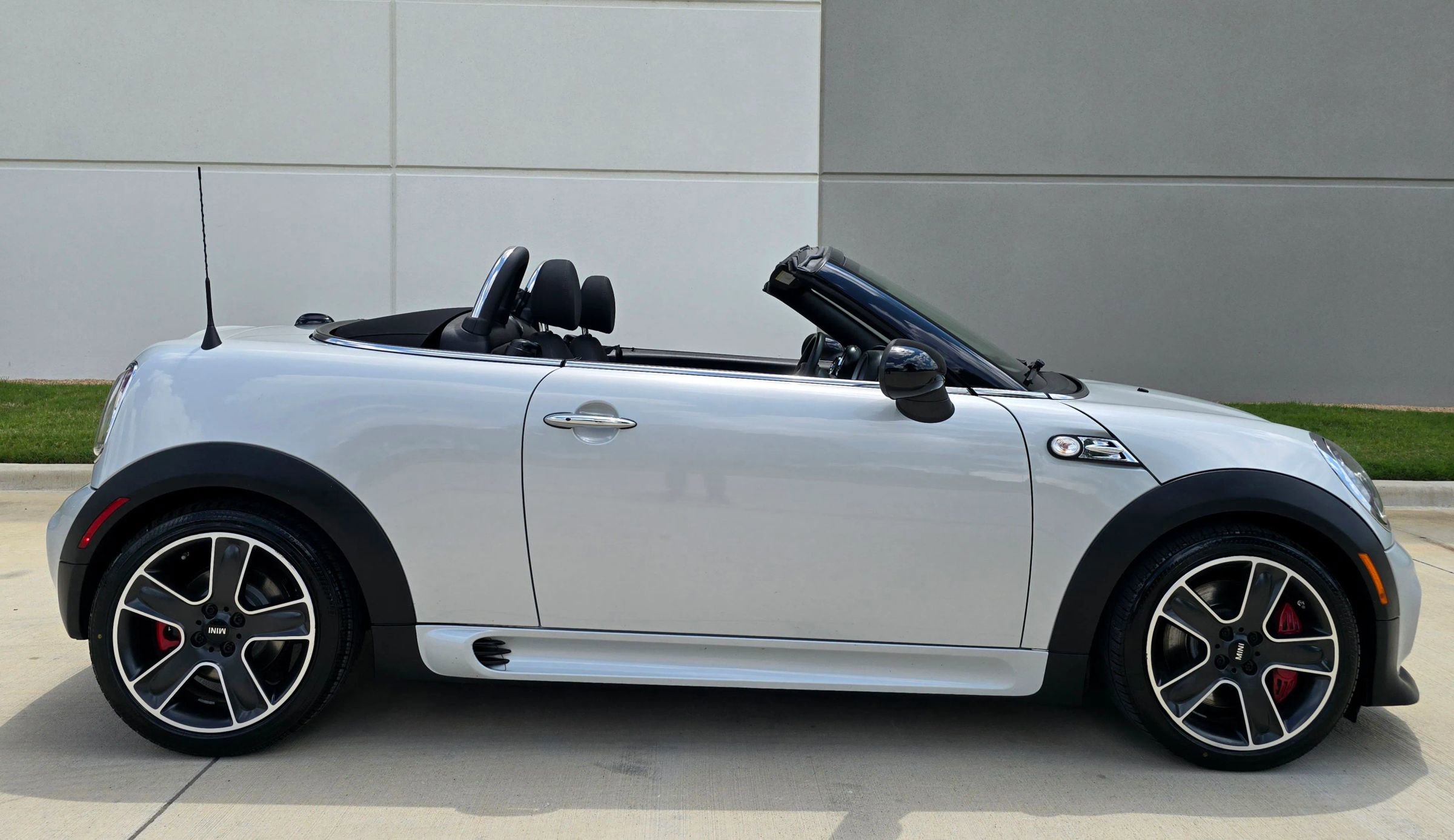 Used 2014 MINI Cooper Roadster John Cooper Works FWD image 7