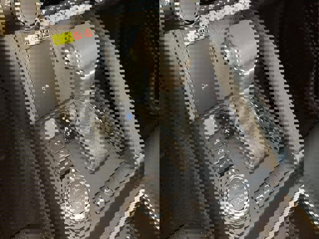 New 2026 Toyota Tacoma Limited image 18