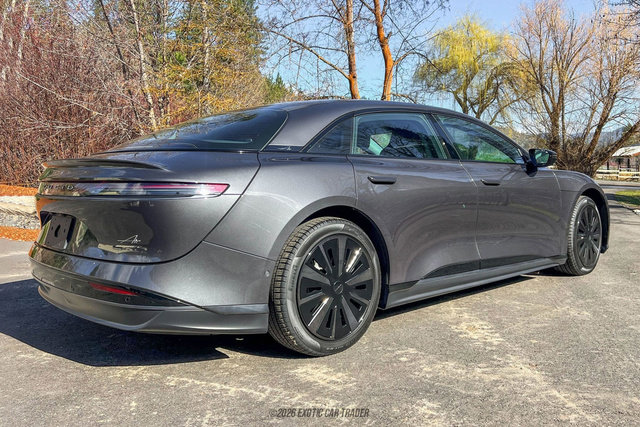Used 2025 Lucid Air Grand Touring image 8