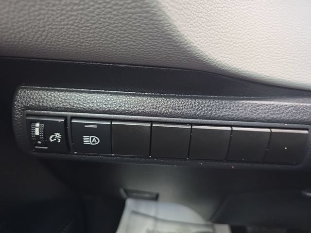 Used 2026 Toyota Corolla LE FWD image 26