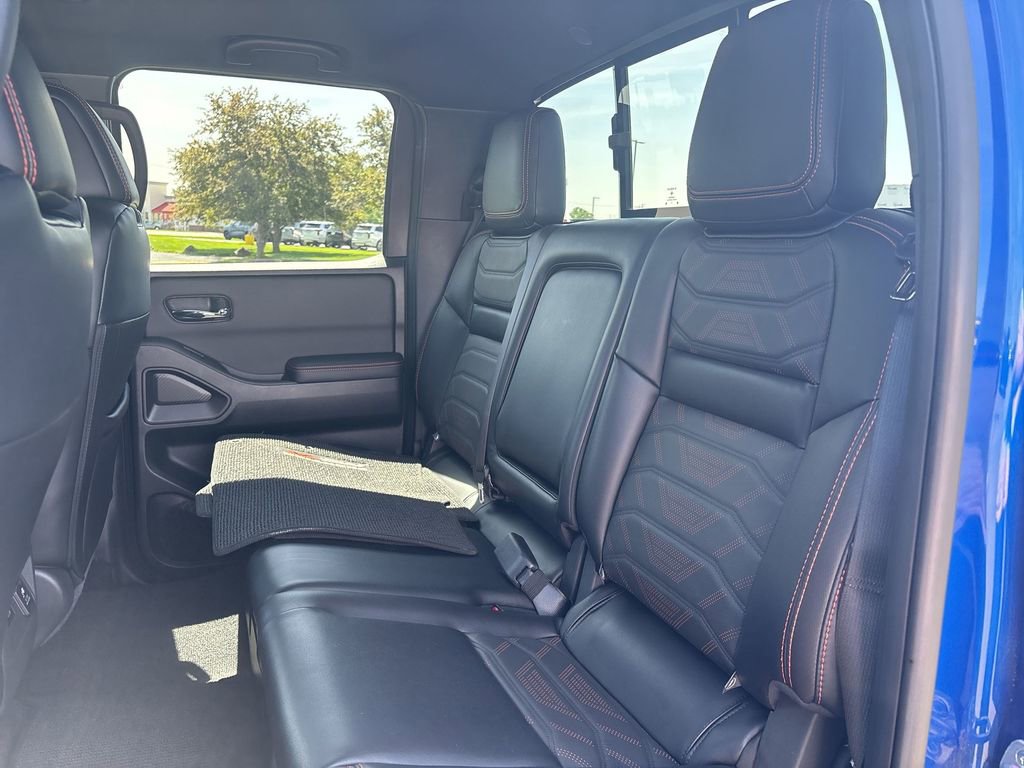 Certified 2025 Nissan Frontier PRO-4X w/ Pro Premium Package AWD/4WD image 16