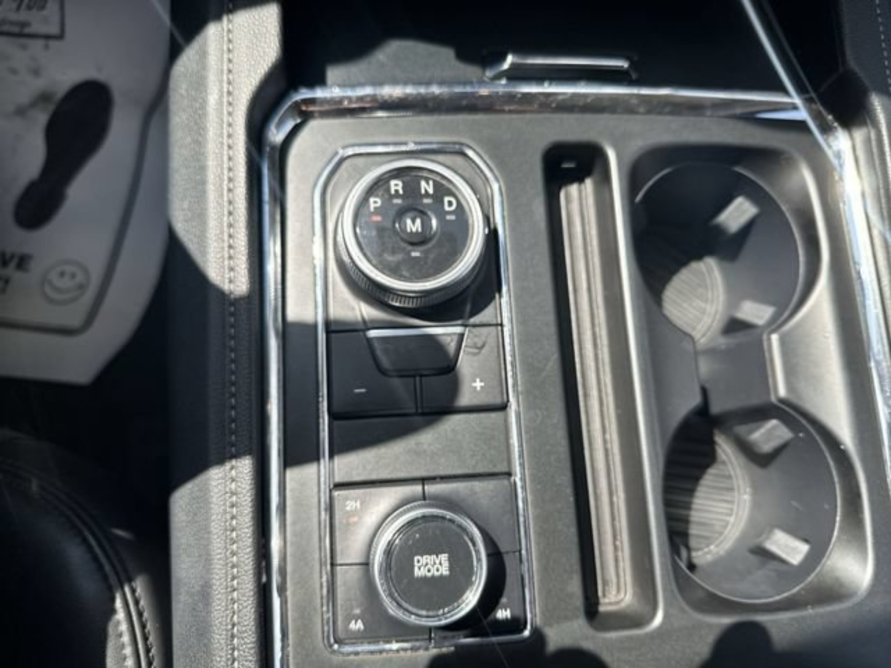 Used 2024 Ford Expedition XLT AWD/4WD image 20