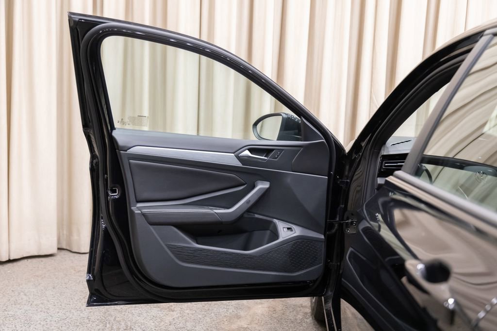 New 2026 Volkswagen Jetta Sport image 8