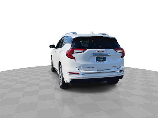 Used 2024 GMC Terrain Denali w/ Denali Premium Package image 7