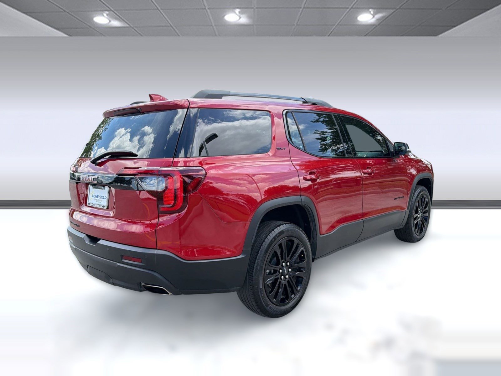 Certified 2023 GMC Acadia SLT w/ Elevation Edition image 8