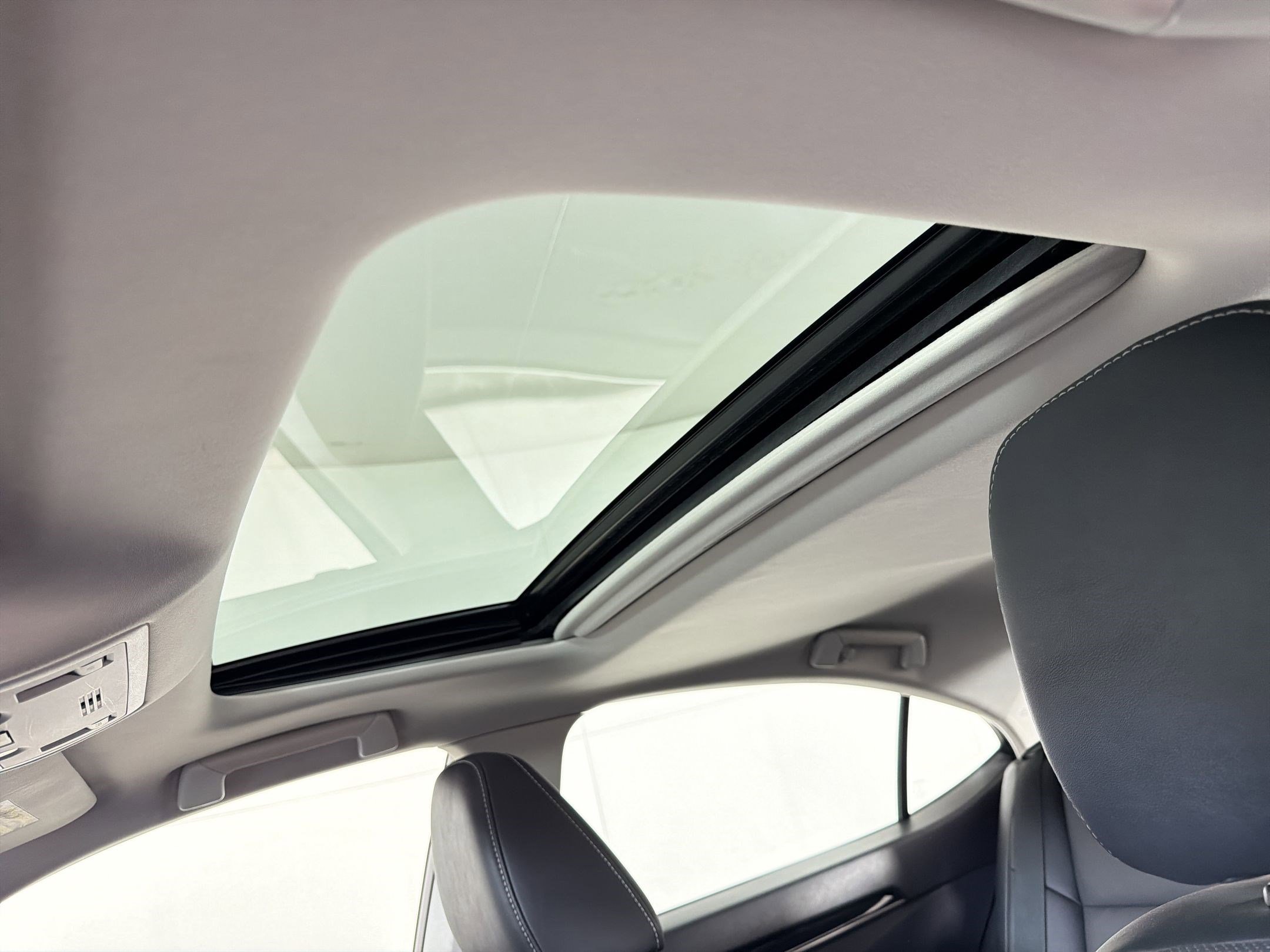 Used 2015 Lexus ES 350 image 16