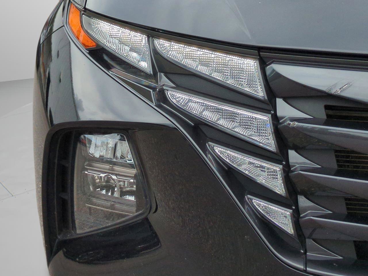 Certified 2022 Hyundai Tucson SEL AWD/4WD image 10