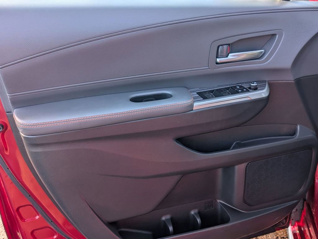 Used 2022 Toyota Sienna XSE image 20