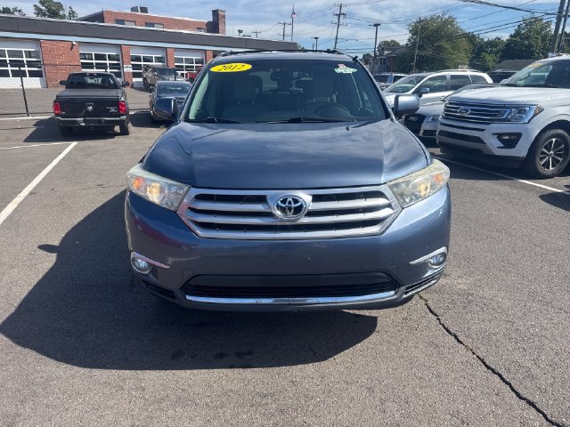 Used 2012 Toyota Highlander Limited w/ Tow Pkg AWD/4WD image 8