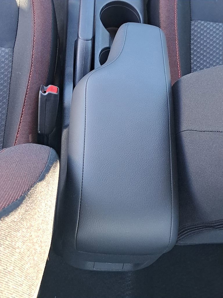 New 2025 Nissan Versa SR w/ Trunk Package image 27