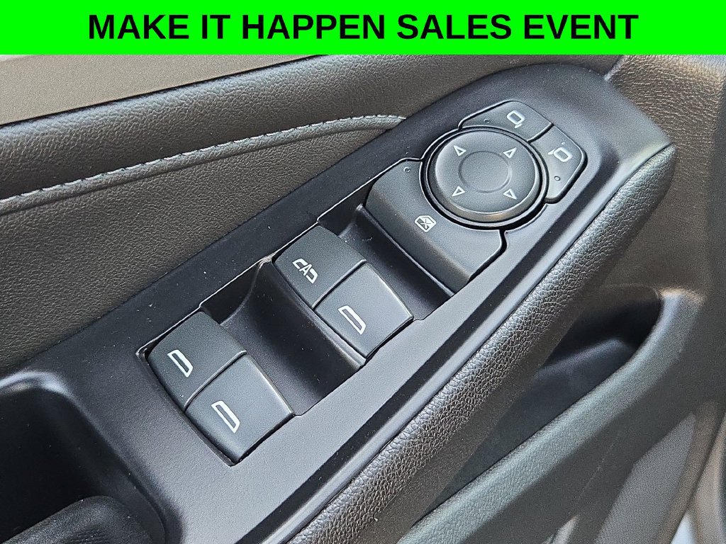 Used 2023 Chevrolet Traverse LT AWD/4WD image 12