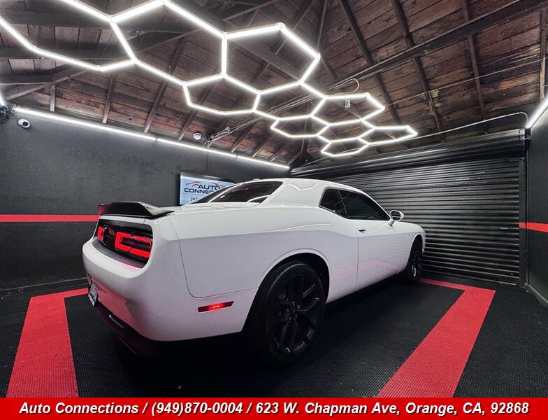 Used 2021 Dodge Challenger SXT w/ Blacktop Package RWD image 3