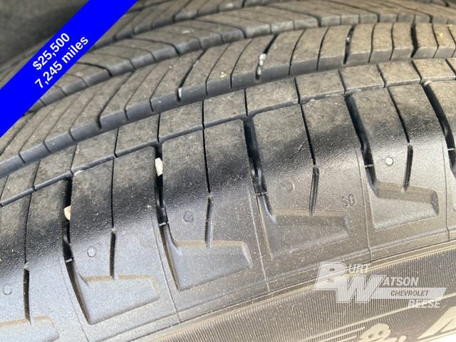 Used 2024 Chevrolet Equinox LT w/ LPO, Floor Liner Package FWD image 16