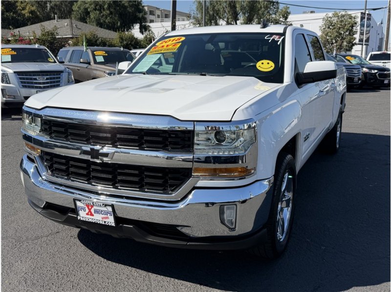 Used 2018 Chevrolet Silverado 1500 LT w/ Texas Edition RWD image 53