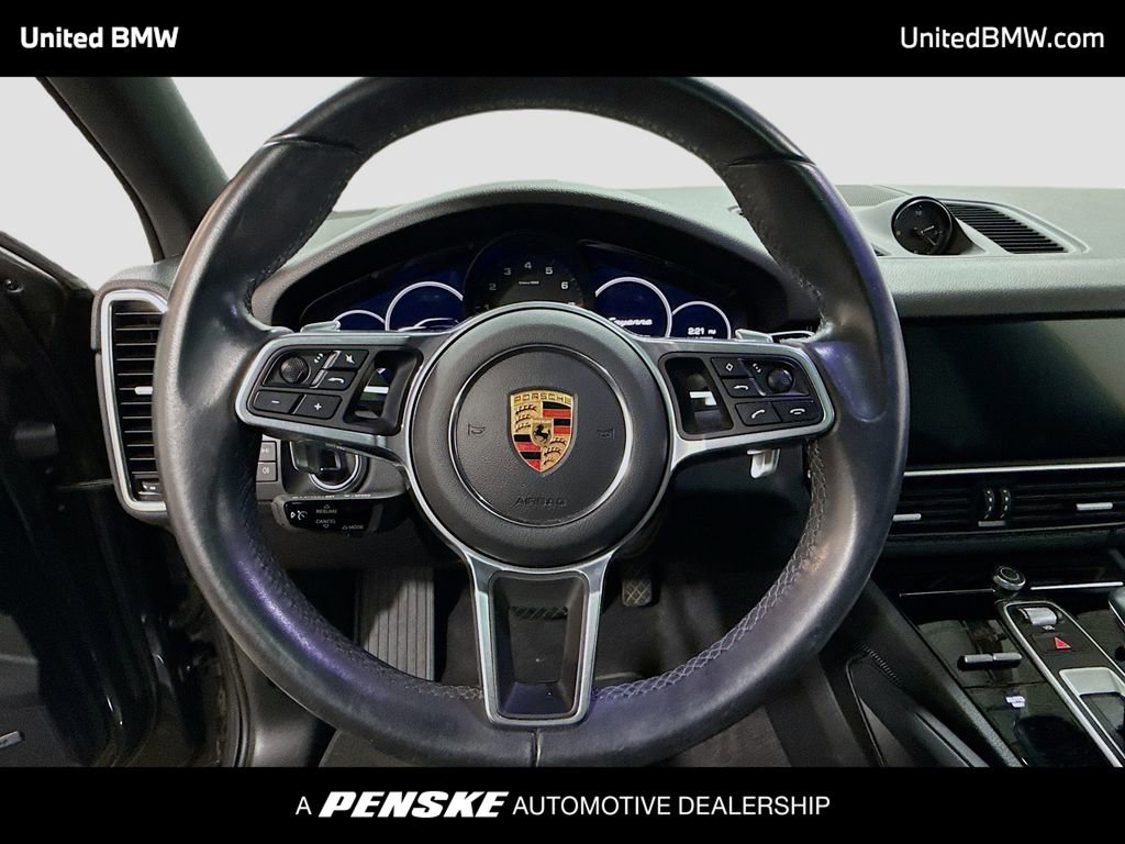 Used 2020 Porsche Cayenne image 6