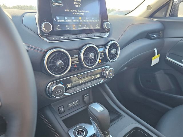 Used 2025 Nissan Sentra SR w/ SR Premium Package image 25