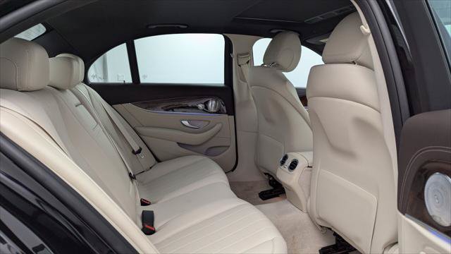 Used 2017 Mercedes-Benz E 300 image 18