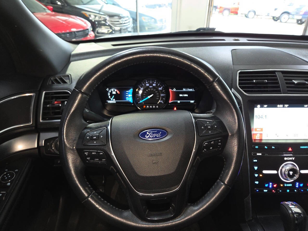 Used 2017 Ford Explorer Limited FWD image 39