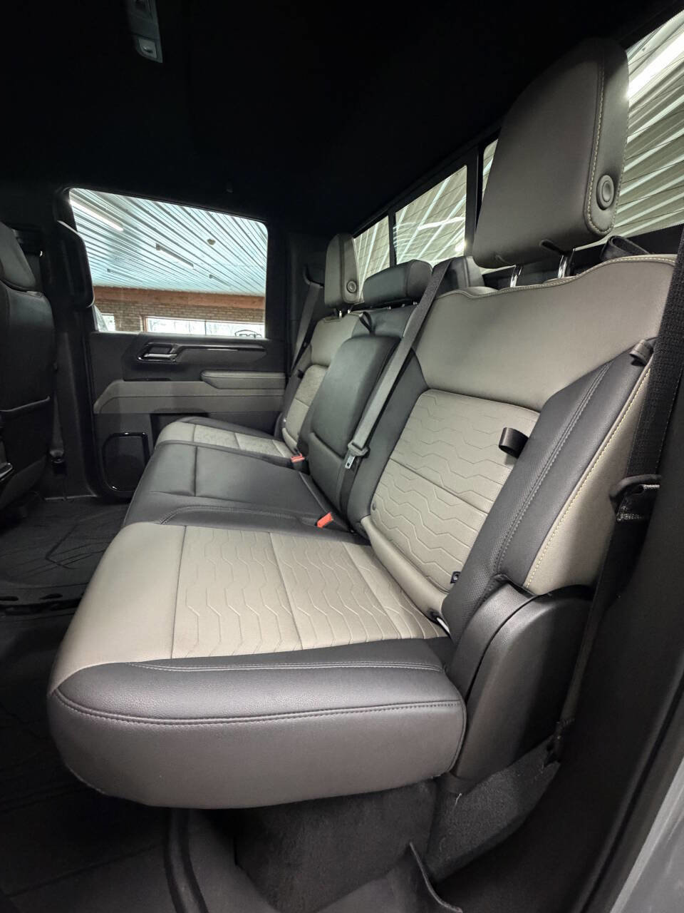 Used 2025 Chevrolet Silverado 2500 ZR2 w/ Technology Package image 52