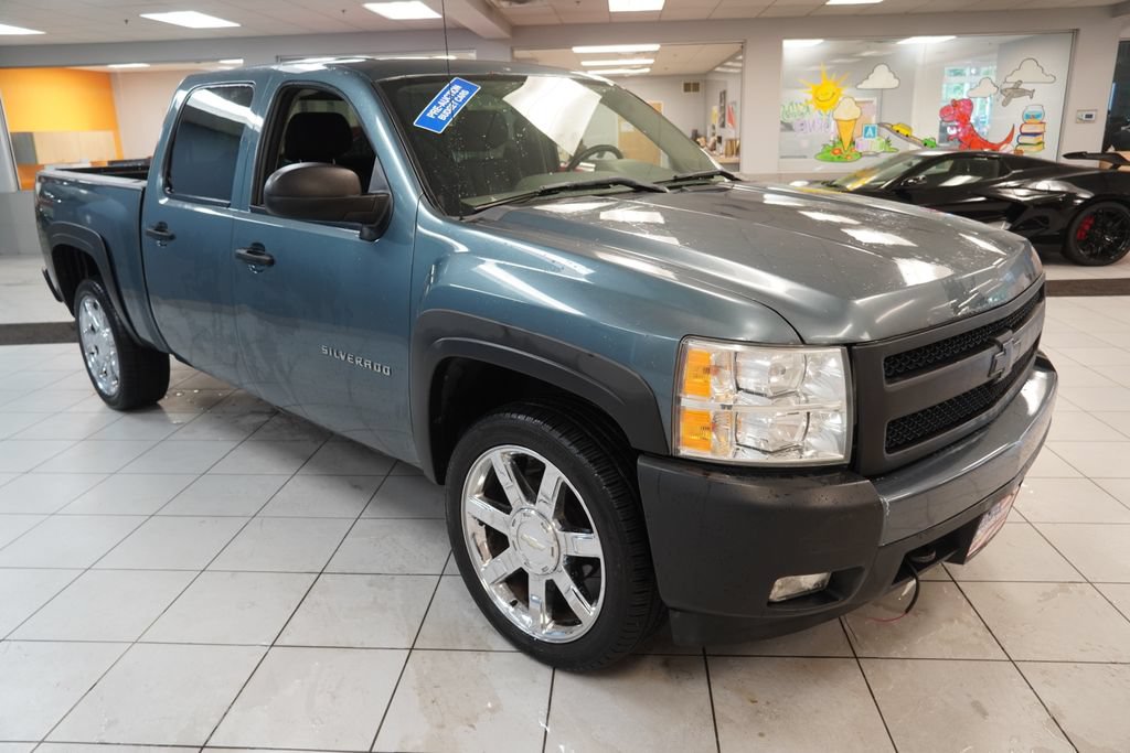 Used 2010 Chevrolet Silverado 1500 W/T AWD/4WD image 13