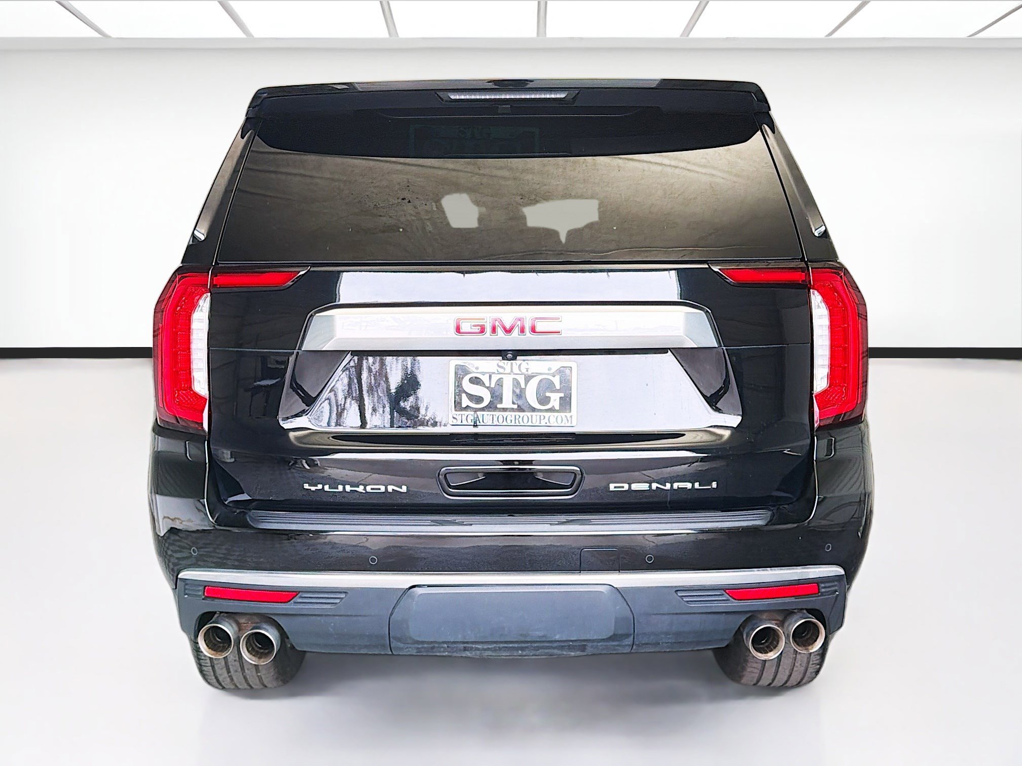 Used 2023 GMC Yukon Denali RWD image 5