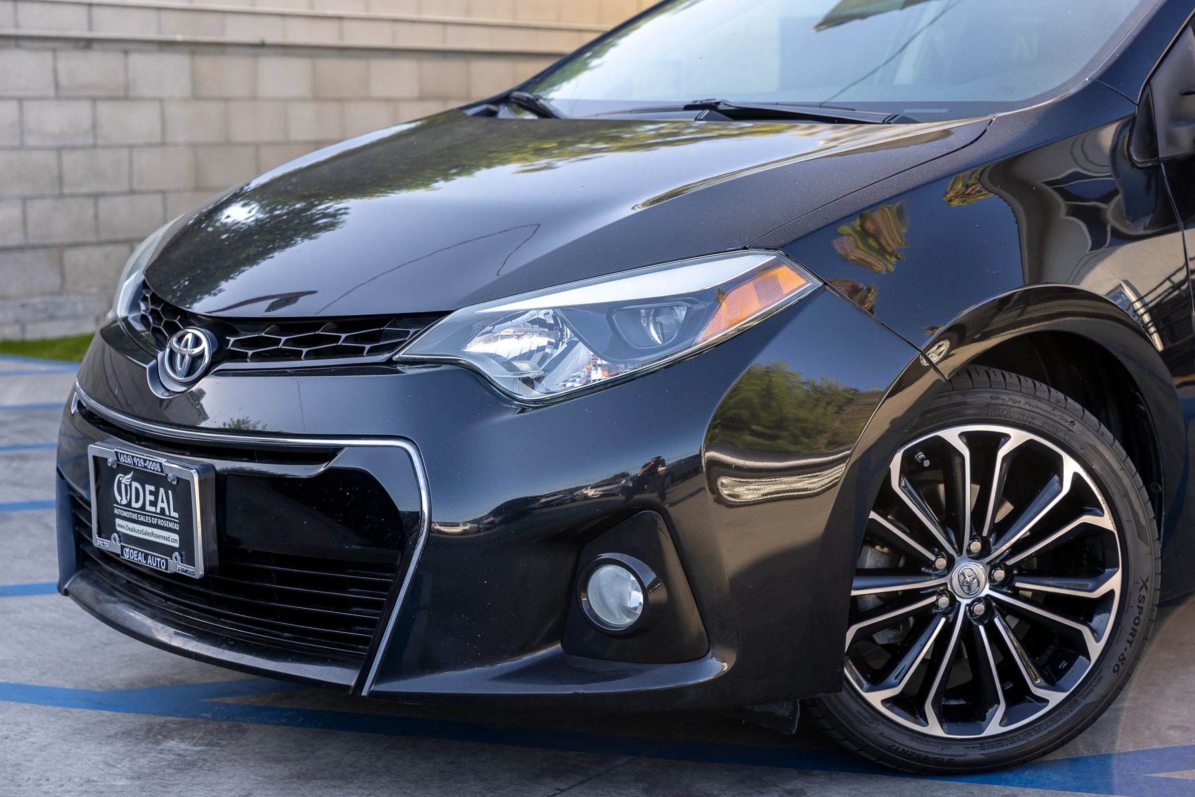 Used 2015 Toyota Corolla S FWD image 7