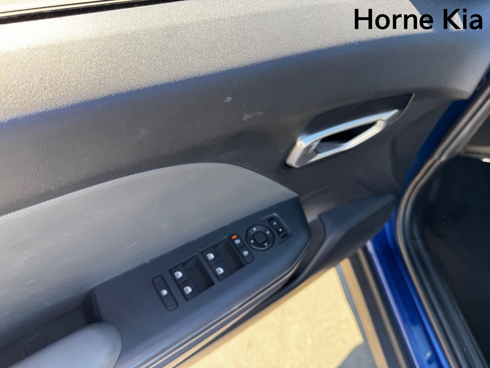 New 2025 Kia K4 LXS image 9