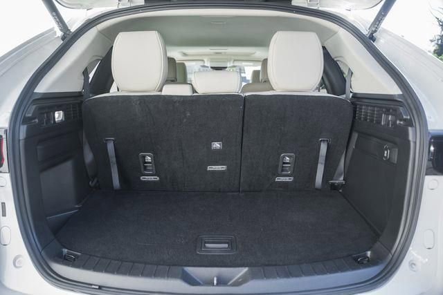 Used 2024 MAZDA CX-90 3.3 Turbo w/ Preferred Package image 10