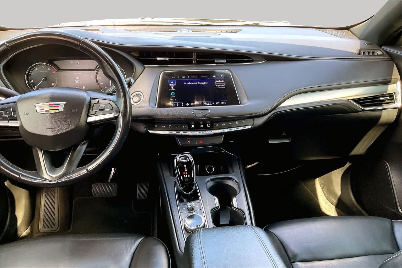 Used 2022 Cadillac XT4 Premium Luxury w/ Safety Alert Package AWD/4WD image 6