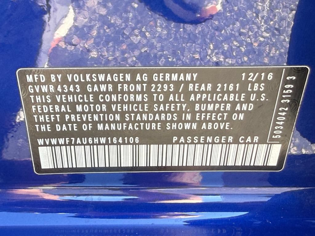 Used 2017 Volkswagen Golf R 4-Door AWD/4WD image 24