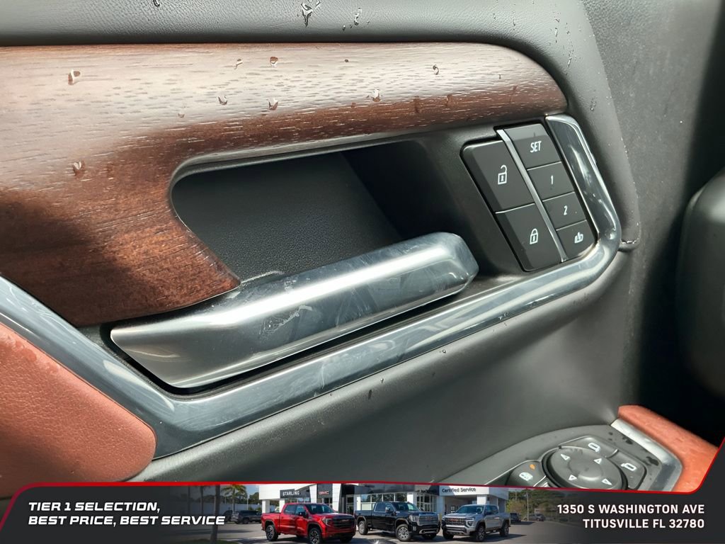 Used 2024 GMC Sierra 3500 Denali Ultimate AWD/4WD image 27