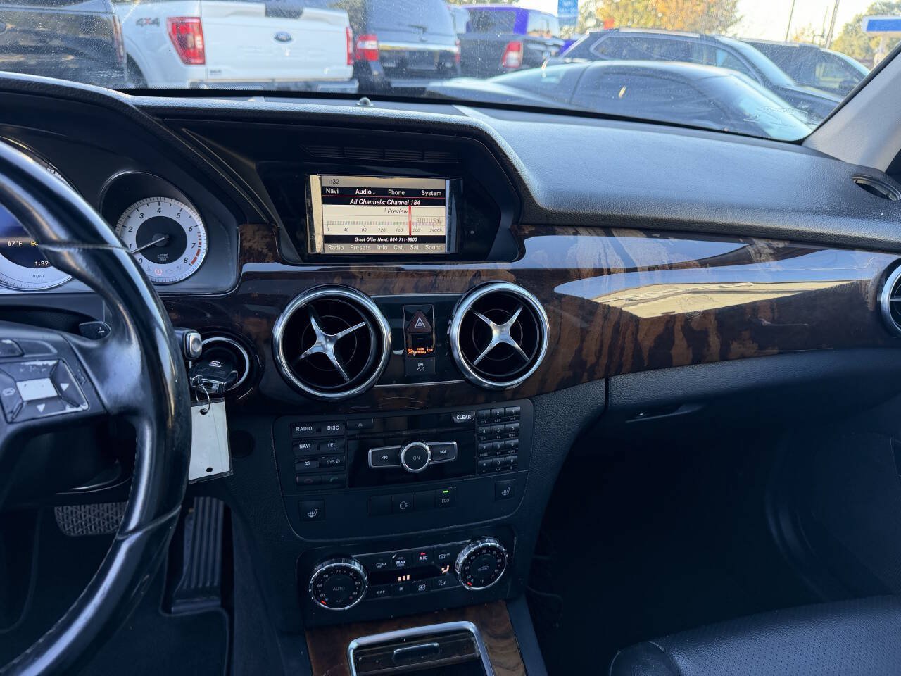 Used 2013 Mercedes-Benz GLK 350 4MATIC image 14
