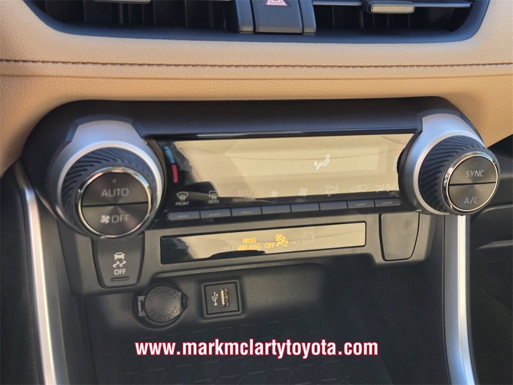 New 2025 Toyota RAV4 LE image 18