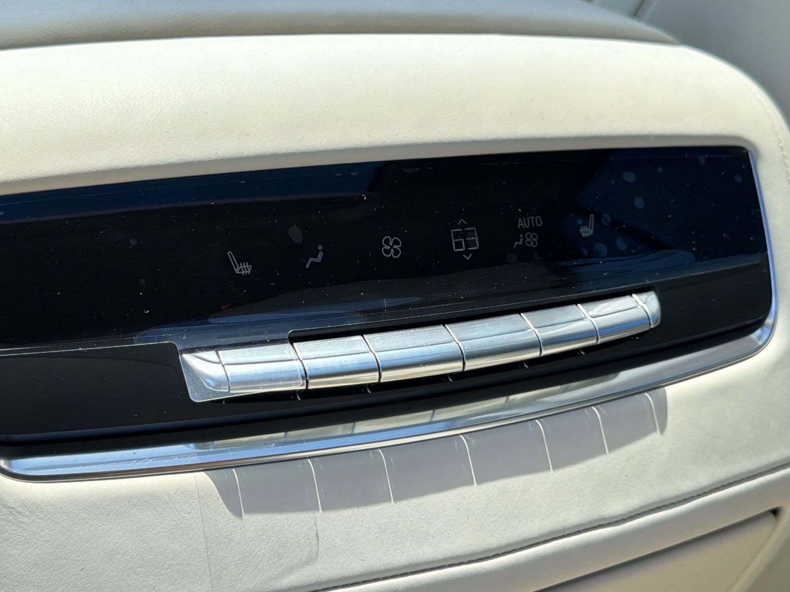 Certified 2026 Cadillac Escalade Platinum Sport w/ LPO, Floor Liner Package image 30