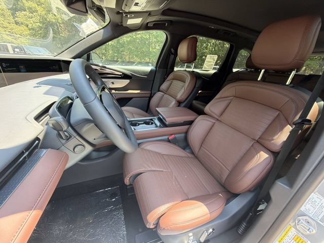New 2026 Lincoln Nautilus Reserve AWD/4WD image 11
