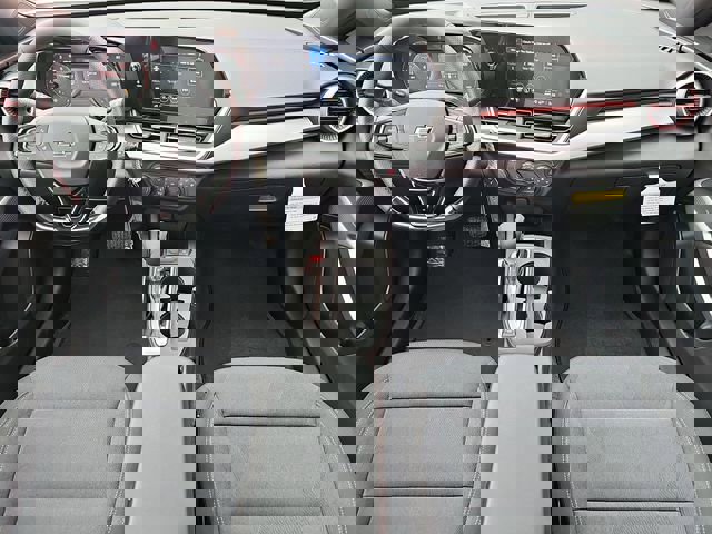 New 2026 Chevrolet Trax RS w/ Driver Confidence Package image 19