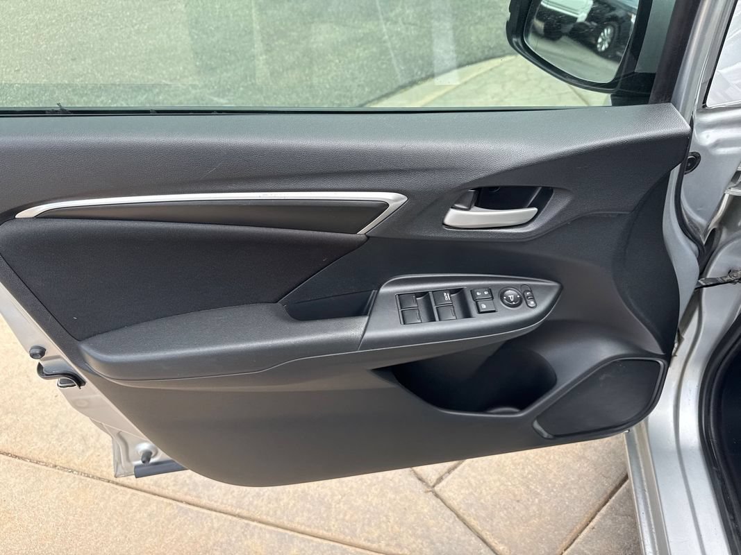 Used 2015 Honda Fit LX image 20