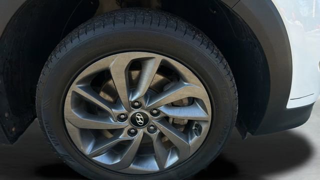Used 2018 Hyundai Tucson SEL Plus w/ Cargo Package image 31