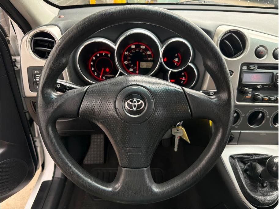 Used 2004 Toyota Matrix w/ PWR Pkg FWD image 16