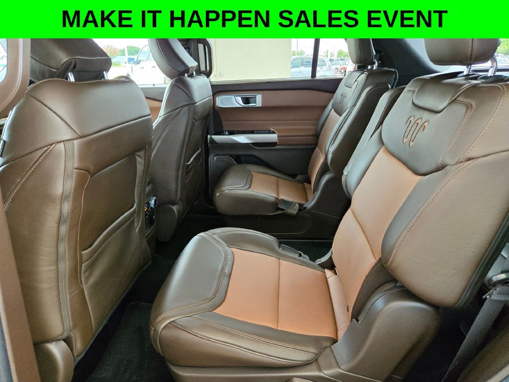 Used 2023 Ford Explorer King Ranch w/ Technology Package RWD image 14