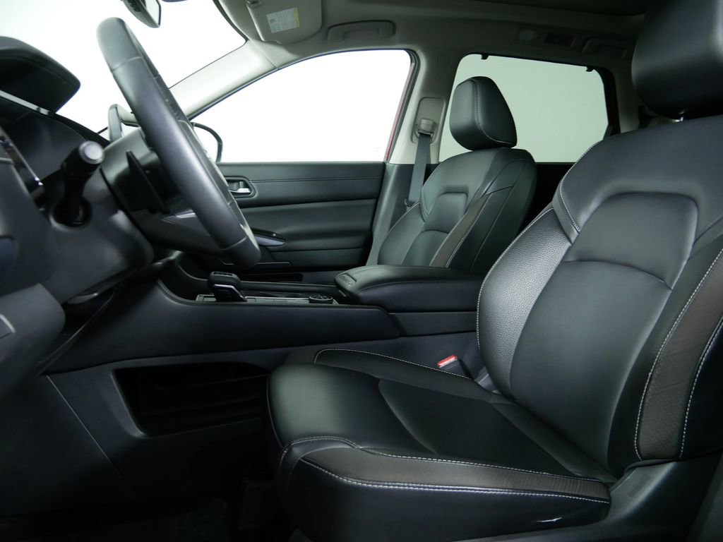 Used 2023 Nissan Pathfinder SL w/ SL Premium Package AWD/4WD image 15