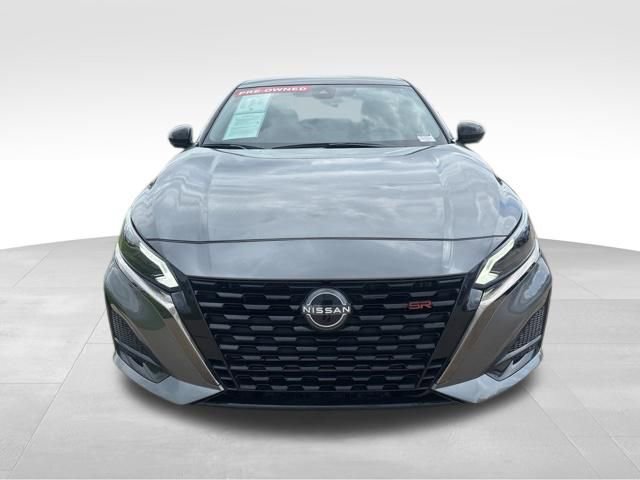 Used 2023 Nissan Altima 2.0 SR FWD image 4