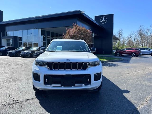 Used 2022 Jeep Grand Cherokee L Overland w/ Luxury Tech Group IV image 3