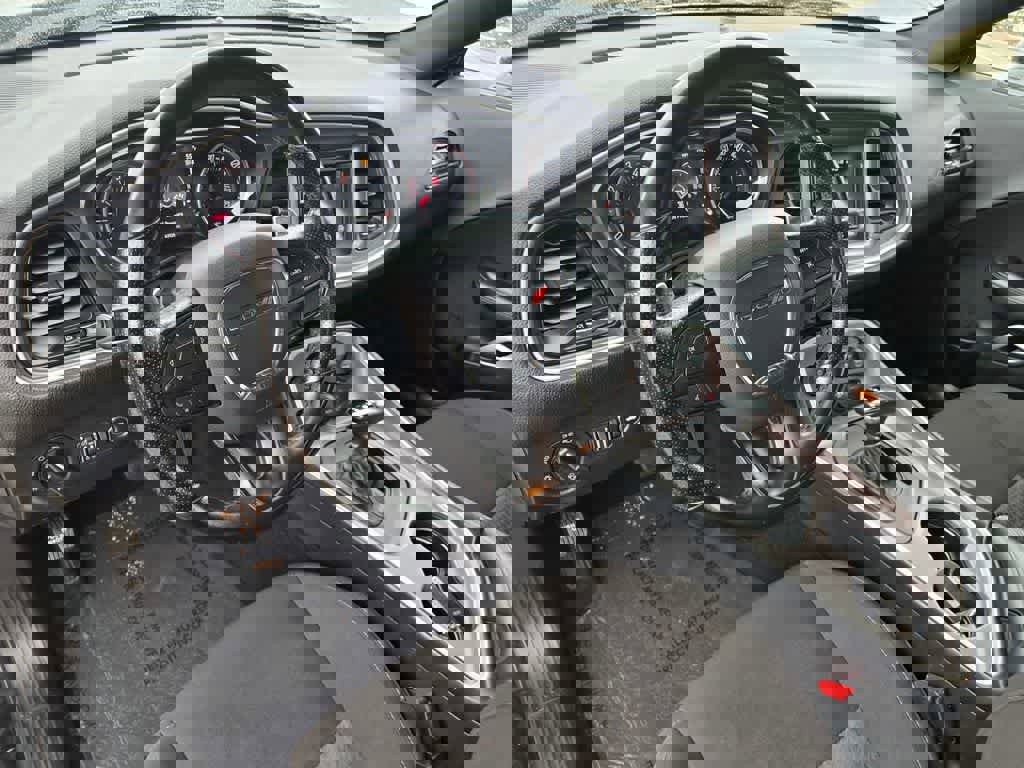 Used 2022 Dodge Challenger GT image 11